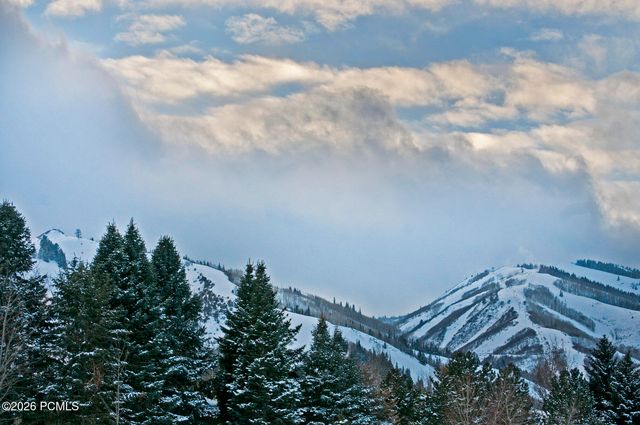 125 White Pine Canyon Road, Park City, UT 84060