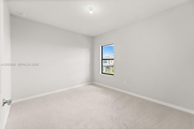 4492 Tacoma Park Dr, Oakland Park, FL 33309