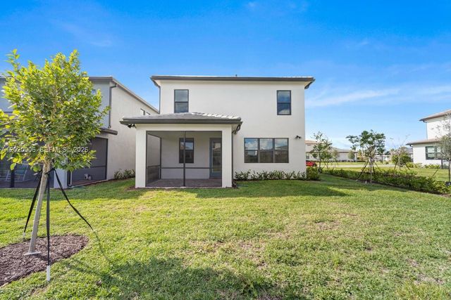 4492 Tacoma Park Dr, Oakland Park, FL 33309