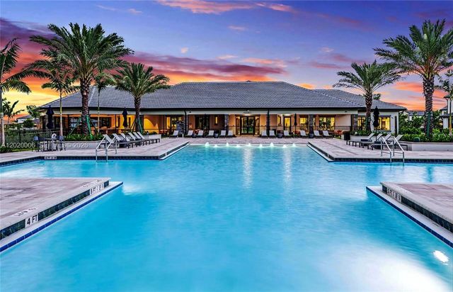 4492 Tacoma Park Dr, Oakland Park, FL 33309