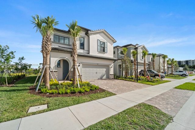 4492 Tacoma Park Dr, Oakland Park, FL 33309