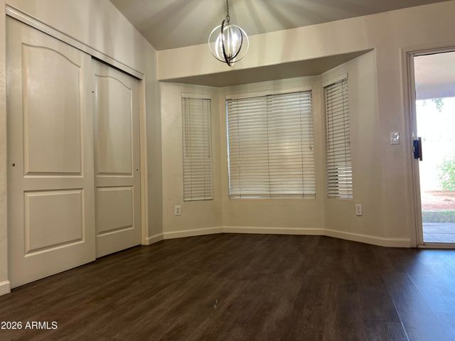 910 S PARADISE Drive, Gilbert, AZ 85233