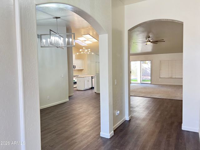 910 S PARADISE Drive, Gilbert, AZ 85233