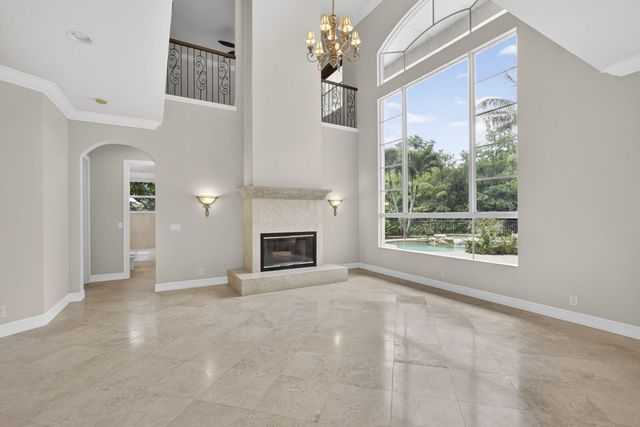 625 Glenfield Way, Royal Palm Beach, FL 33411