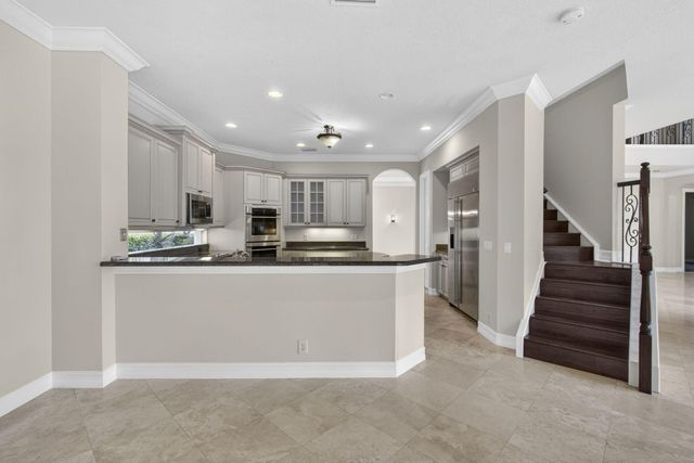 625 Glenfield Way, Royal Palm Beach, FL 33411