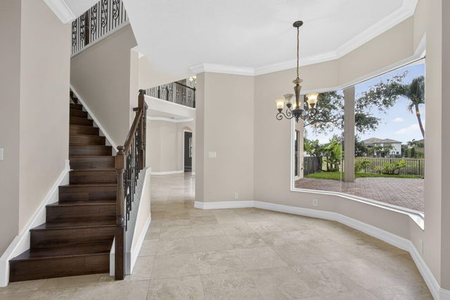 625 Glenfield Way, Royal Palm Beach, FL 33411