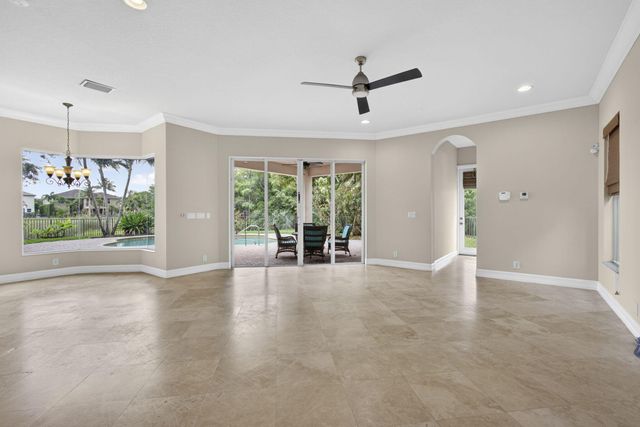 625 Glenfield Way, Royal Palm Beach, FL 33411