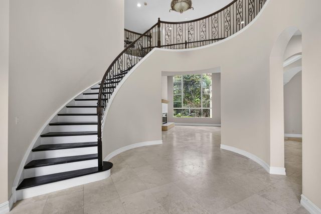625 Glenfield Way, Royal Palm Beach, FL 33411