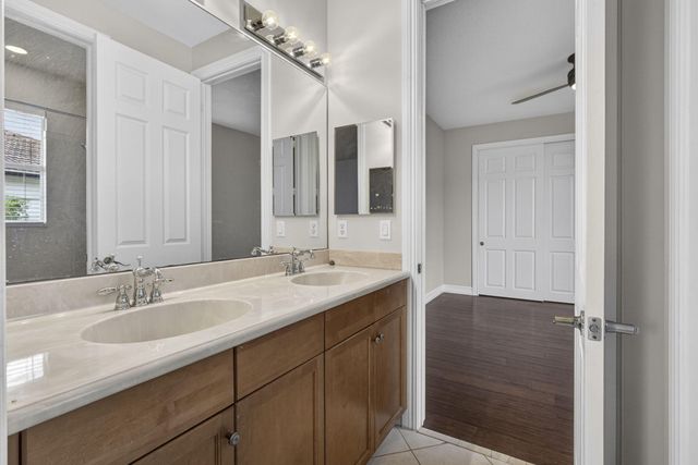 625 Glenfield Way, Royal Palm Beach, FL 33411