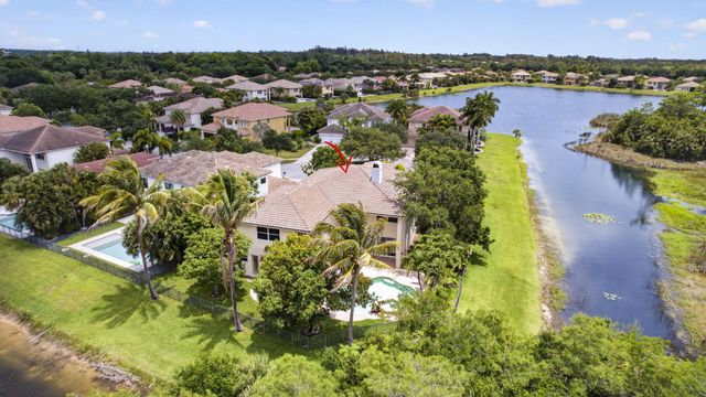 625 Glenfield Way, Royal Palm Beach, FL 33411