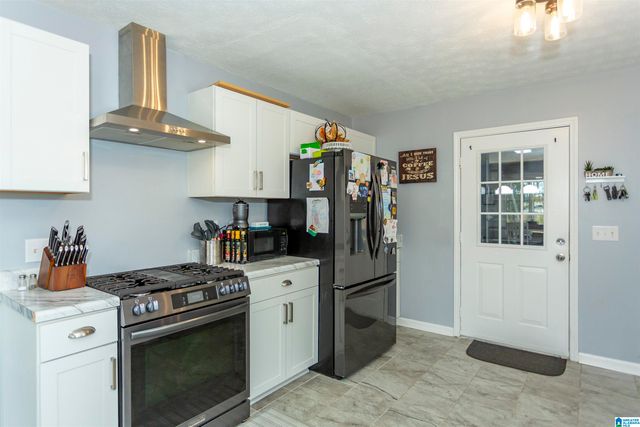 99 WHITE OAK LOOP, Cullman, AL 35057