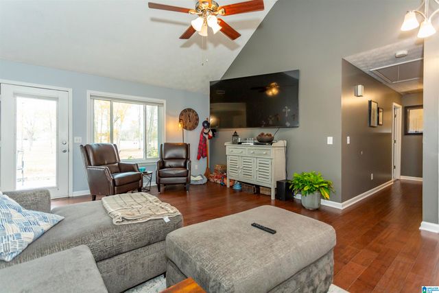 99 WHITE OAK LOOP, Cullman, AL 35057