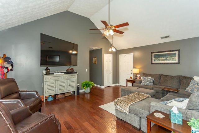 99 WHITE OAK LOOP, Cullman, AL 35057