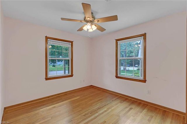 188 Devon PL, Newport News, VA 23606