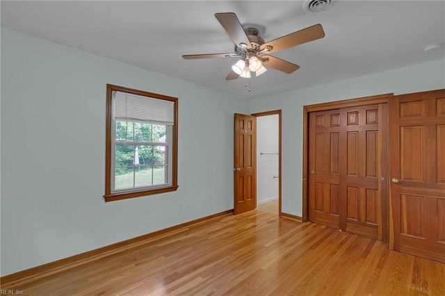 188 Devon PL, Newport News, VA 23606