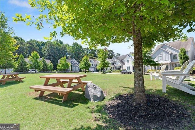 1910 Bay Line Lane NW, Atlanta, GA 30318
