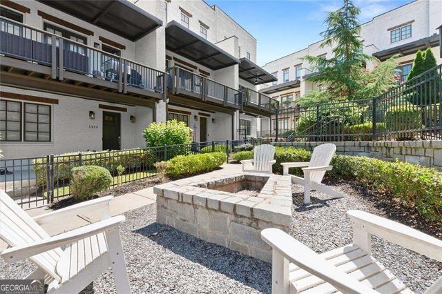 1910 Bay Line Lane NW, Atlanta, GA 30318