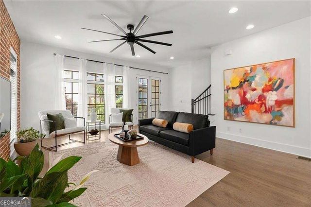 1910 Bay Line Lane NW, Atlanta, GA 30318