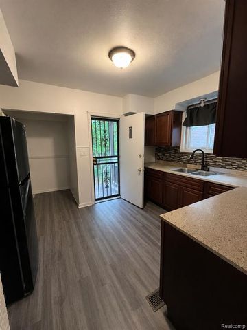 15514 Griggs Street, Detroit, MI 48238