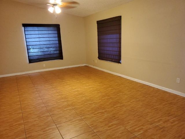 1242 The 12th Fairway, Wellington, FL 33414