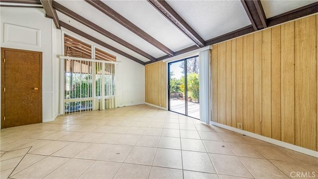 25071 Monroe, Murrieta, CA 92562