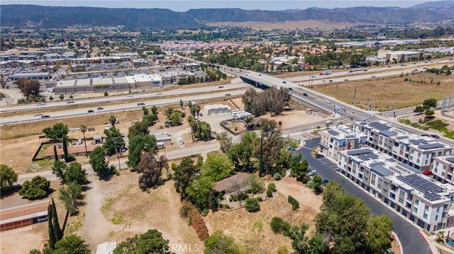 25071 Monroe, Murrieta, CA 92562