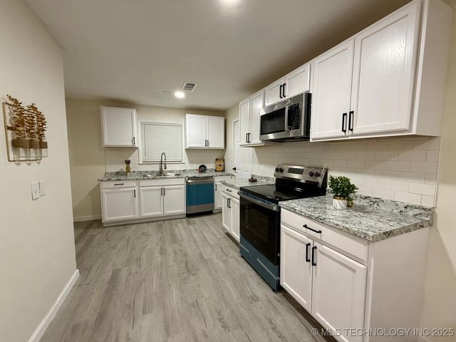 3178 N Hartford Place, Tulsa, OK 74106