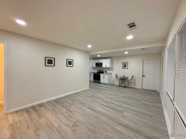 3178 N Hartford Place, Tulsa, OK 74106