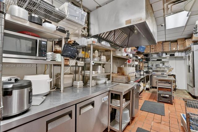 Restaurant For Sale In The Heart Of Kendall, Miami, FL 33186