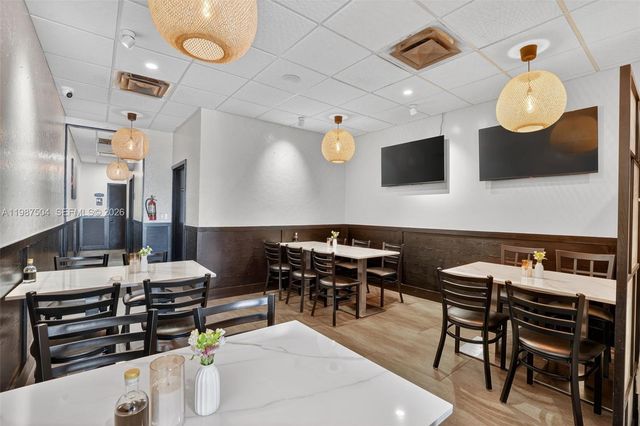 Restaurant For Sale In The Heart Of Kendall, Miami, FL 33186