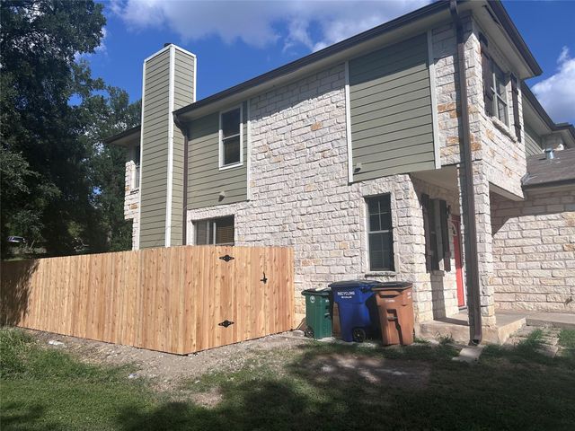5708 Spring Meadow RD B, Austin, TX 78744