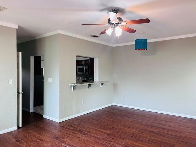 5708 Spring Meadow RD B, Austin, TX 78744