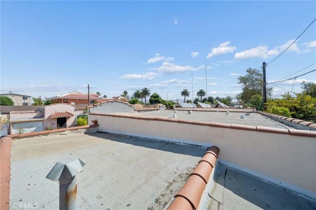 1174 E 9th Street, Long Beach, CA 90813