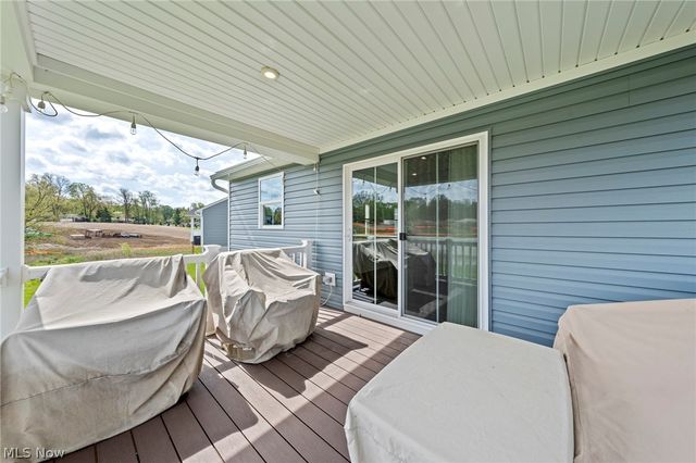 3700 Strawboard Avenue, Norton, OH 44203
