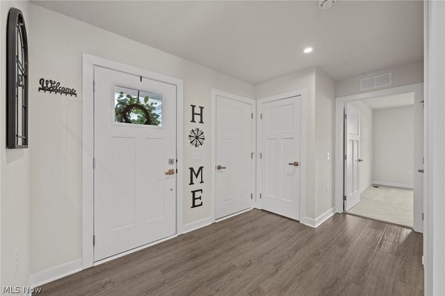 3700 Strawboard Avenue, Norton, OH 44203
