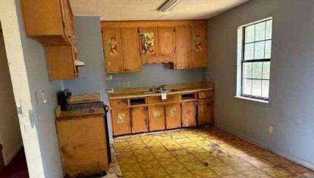 1502 Hall Street, Bainbridge, GA 39819