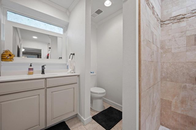 7271 S 35th STREET, Franklin, WI 53132