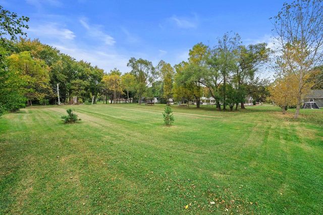 7271 S 35th STREET, Franklin, WI 53132