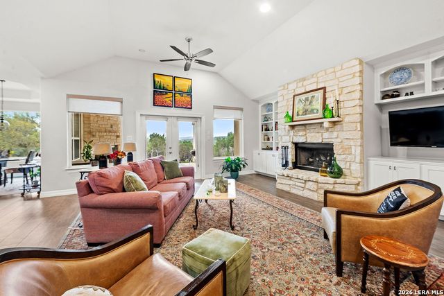 1434 Village Top, Canyon Lake, TX 78133