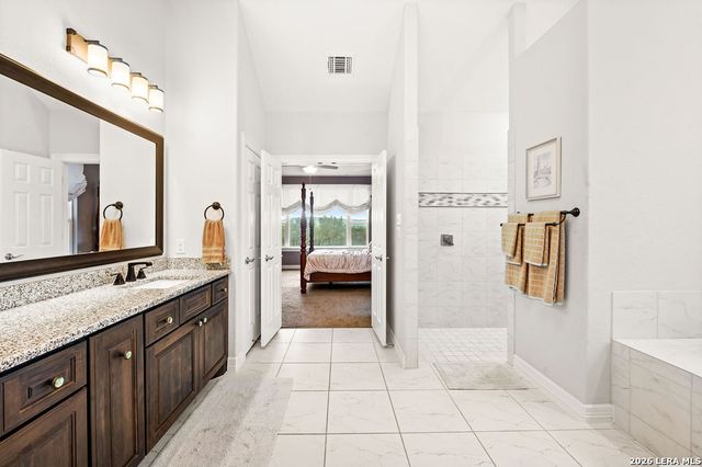 1434 Village Top, Canyon Lake, TX 78133