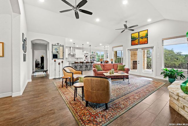 1434 Village Top, Canyon Lake, TX 78133