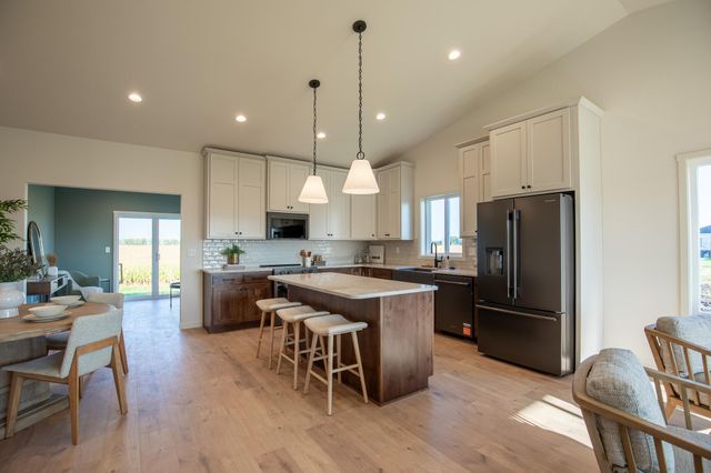 10219 Concord Drive S, Horace, ND 58047