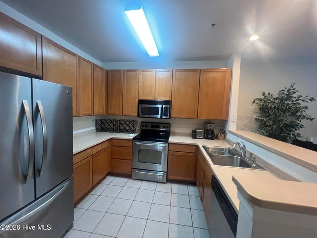 2808 Bloomfield Lane Unit 208, Wilmington, NC 28412