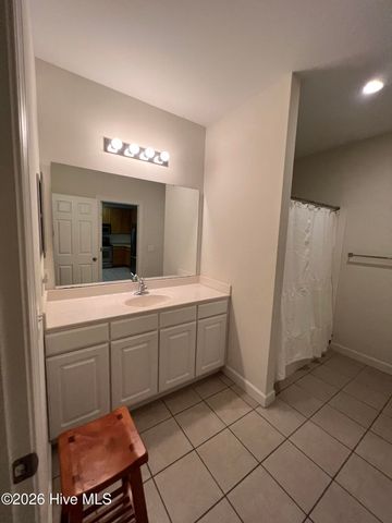 2808 Bloomfield Lane Unit 208, Wilmington, NC 28412