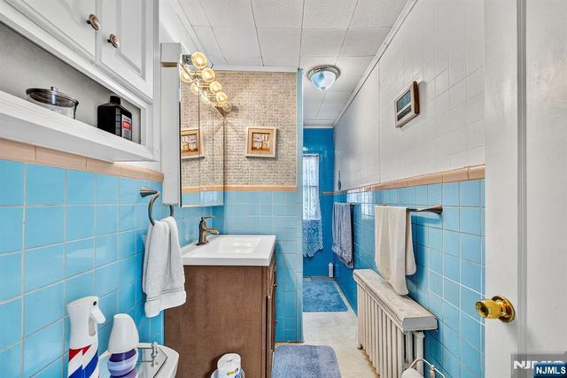 391 Morningside Avenue, Fairview, NJ 07022