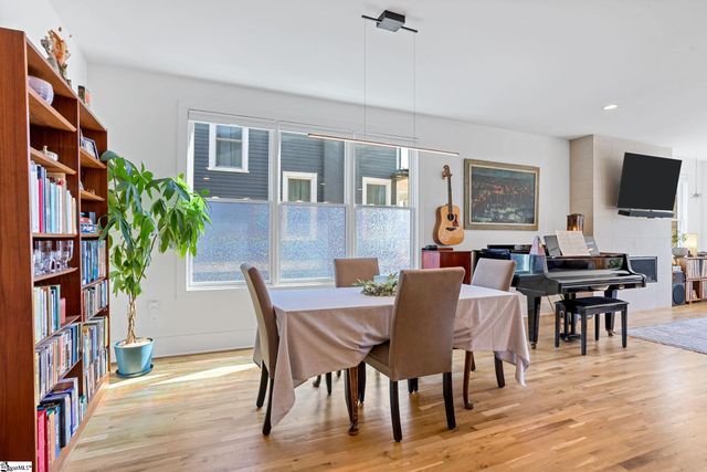 412 Perry Avenue, Greenville, SC 29601