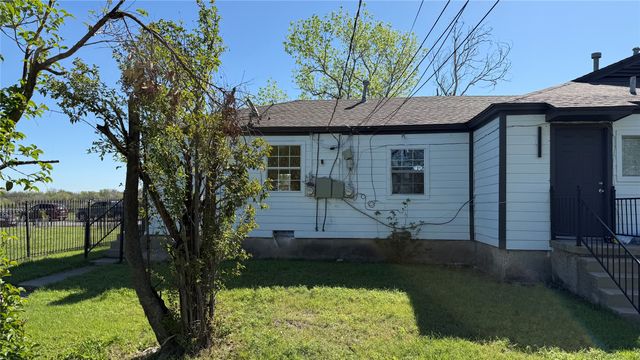 2640 Berryhill Drive, Fort Worth, TX 76105