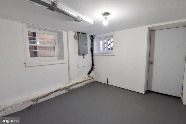 743 MARLYN RD, Philadelphia, PA 19151