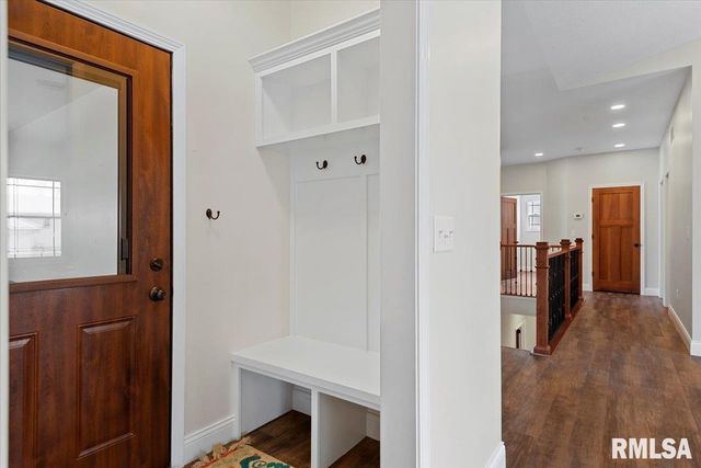 47 Durbin Terrace, Chatham, IL 62629