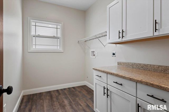 47 Durbin Terrace, Chatham, IL 62629